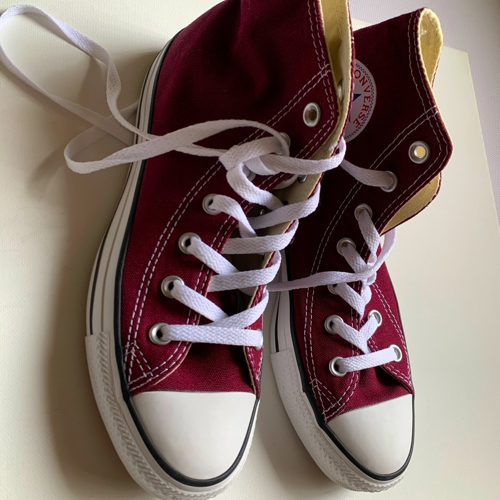 Converse High top